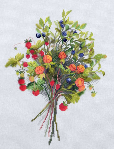 Набор для вышивания "Ягодный букет". Арт 04.009.22