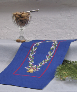 Набор для вышивания: "Бегун с колокольчиком". Арт 30213