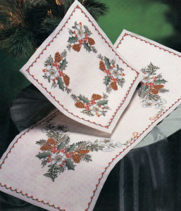 Набор для вышивания салфетки "Рождественские узоры". Арт 43323