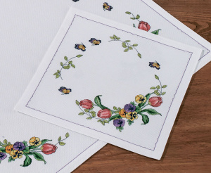 Набор для вышивания салфетки "Тюльпан". Арт 10-6902