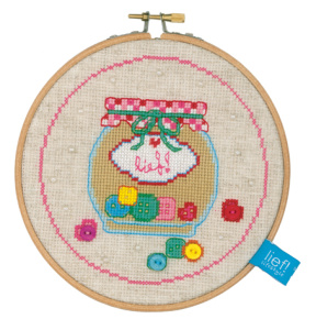 Набор для вышивания с пяльцами "Пуговицы". Арт PN-0150923