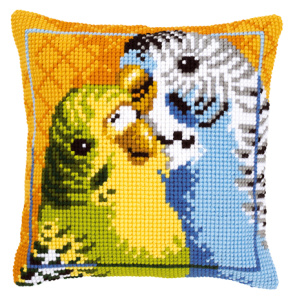 Набор для вышивания подушки "Волнистые попугайчики". Арт PN-0145314