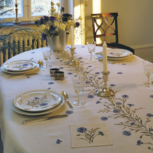 Набор для вышивания скатерти "Васильки". Арт 12-4091                 