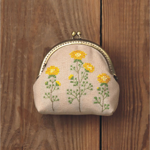 Набор для вышивания кошелька "Маргаритка". Арт 2860305
