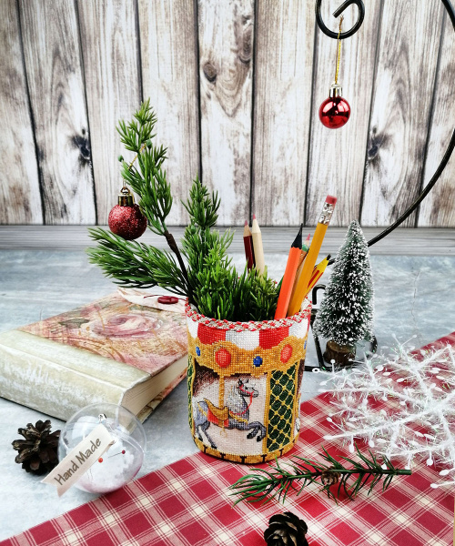 Набор для создания карандашницы "Карусель". Арт 21.002.26